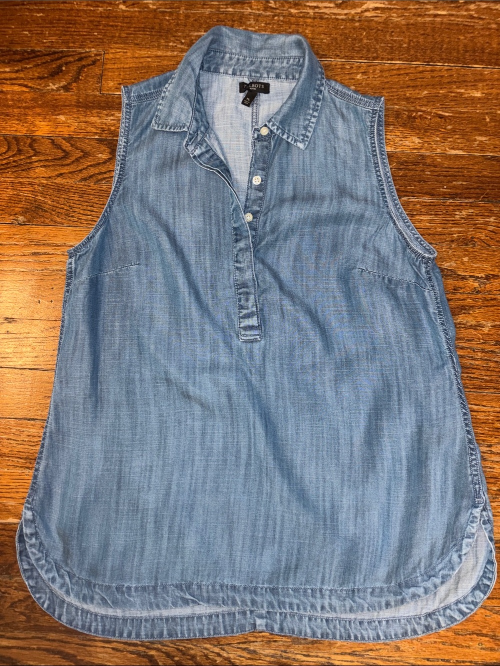Talbots Sleeveless Polo light Blue Denim color Size Medium Petite 100% Lyocell